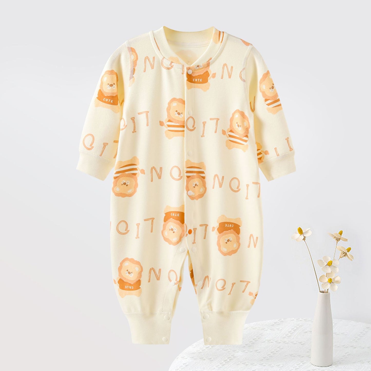 Soft Cotton Baby Romper with Lion Detail – Long Sleeve Snap Front